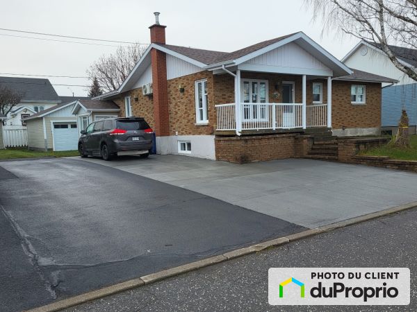 339 rue Collin, Matane à vendre