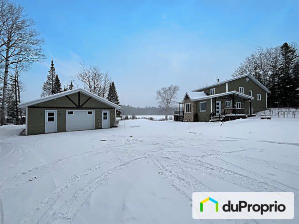 7245 chemin de la Brise, Jonquière (Lac-Kénogami) for sale