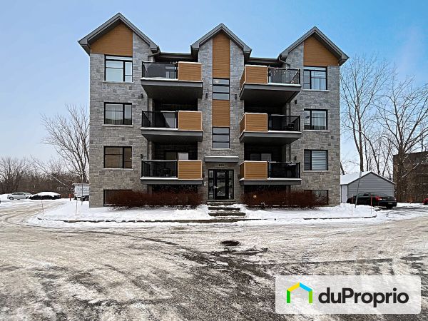 201-54 rue Saint-Pierre, St-Constant for sale