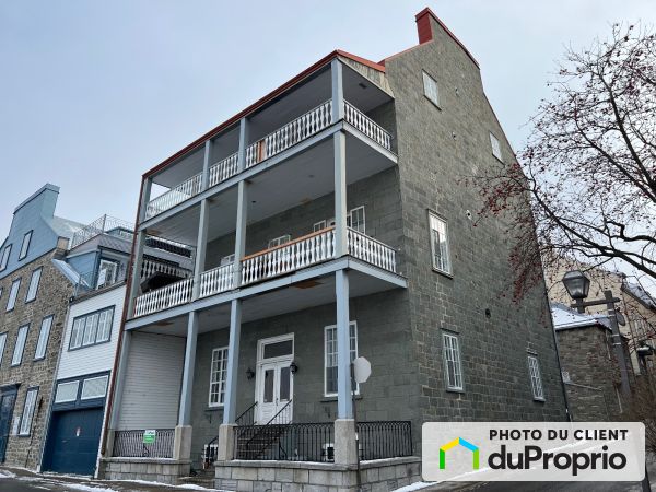 102-37 rue des Remparts, Vieux-Québec for sale