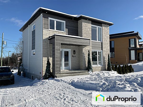 110 Chemin du Boisé, Lac-Beauport for sale