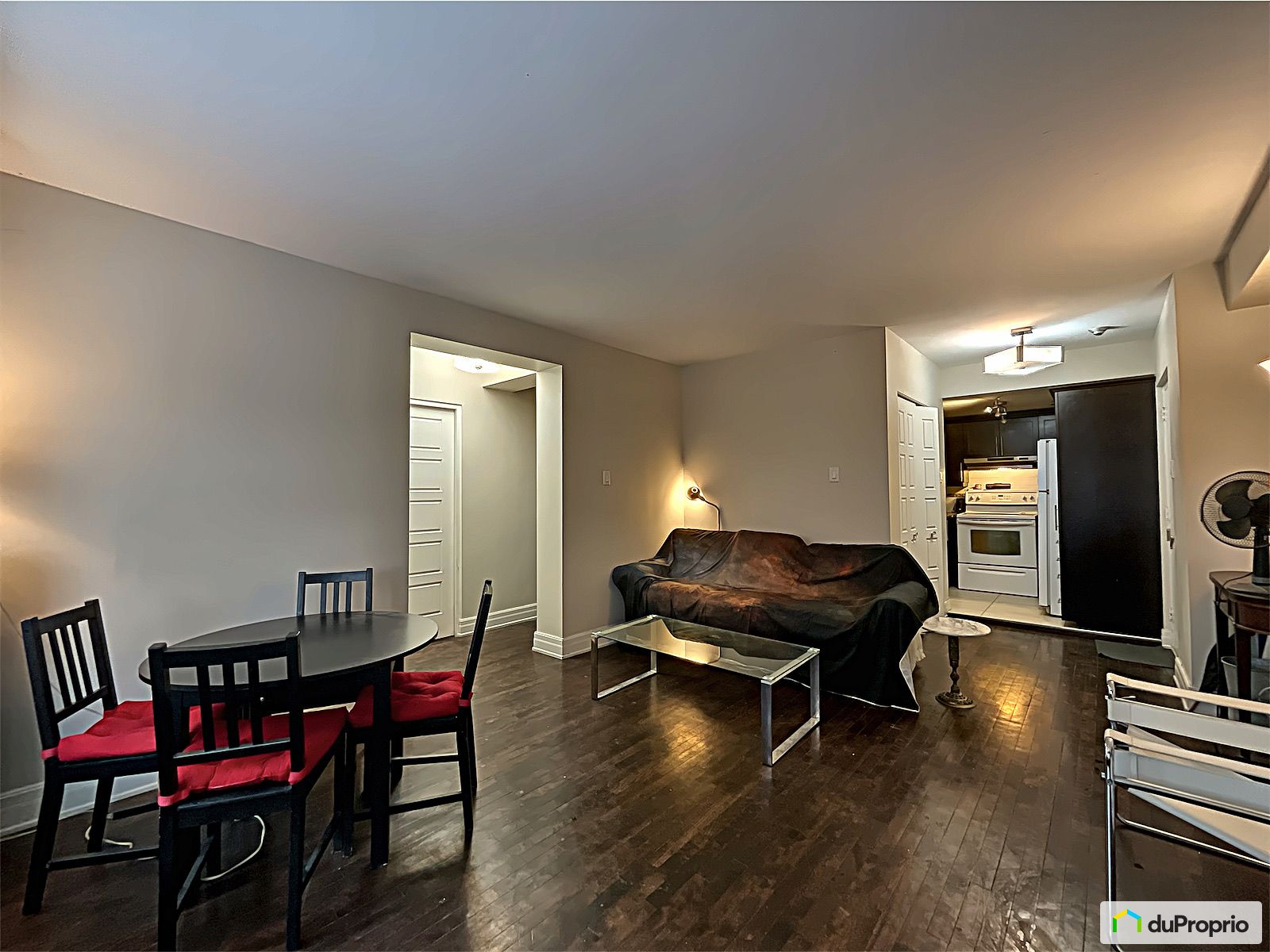 104 6666 Avenue Fielding — photo 1