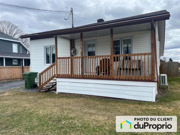 375 rue Principale, St-Cyprien for sale