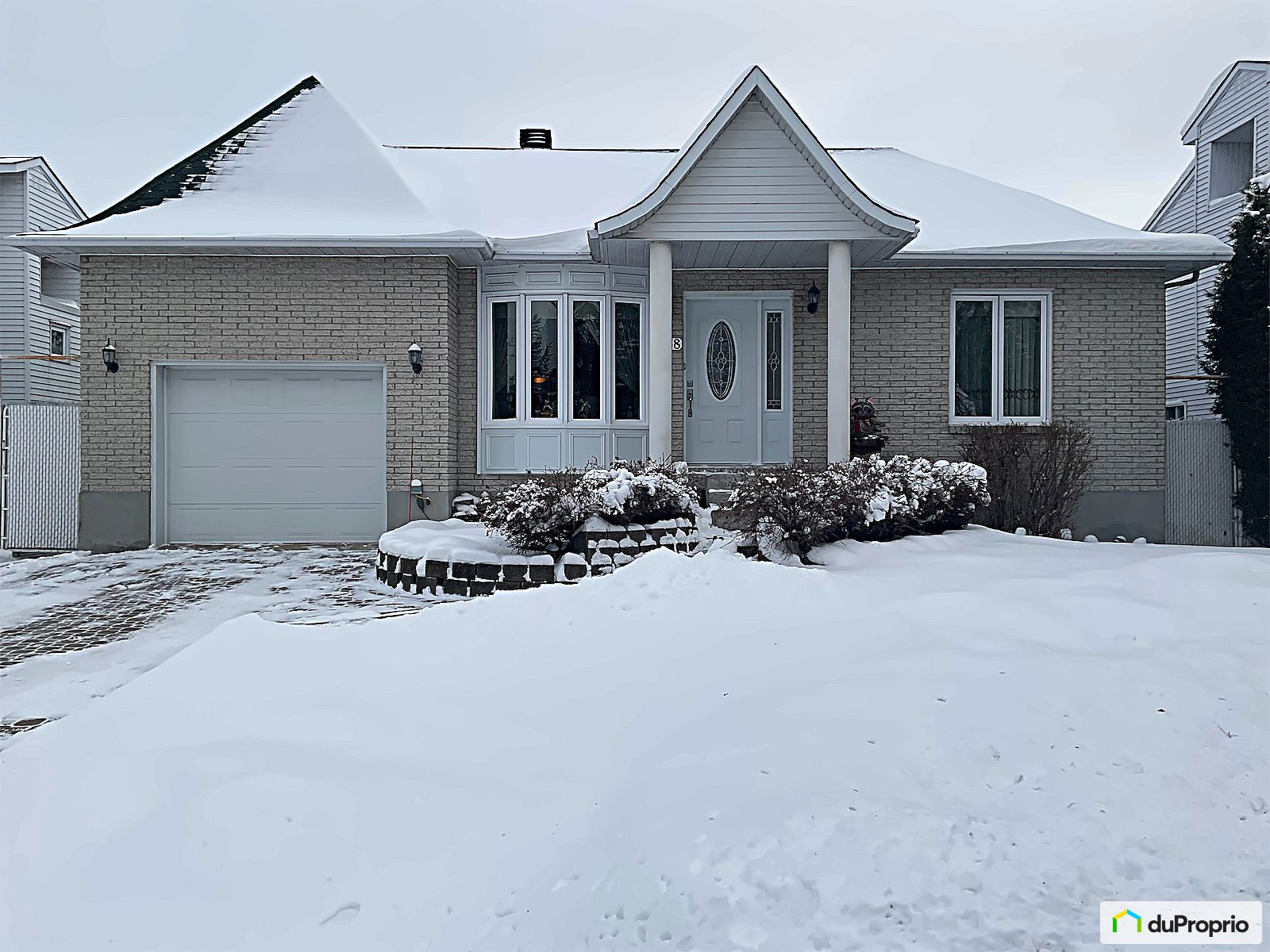 1038 Rue De Neuville — photo 1