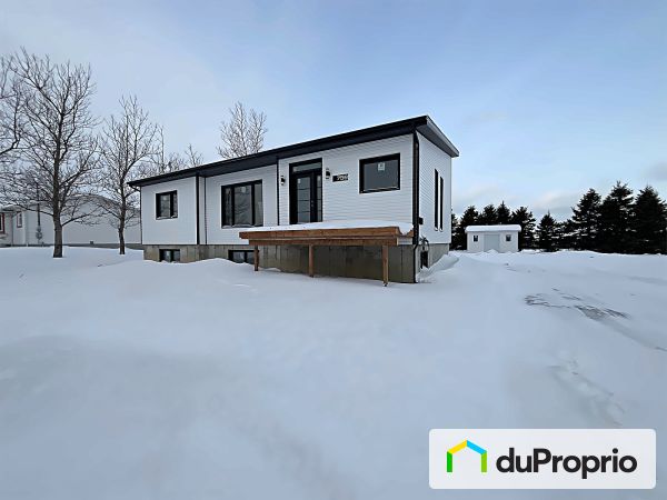 759 route 132, Matane for sale