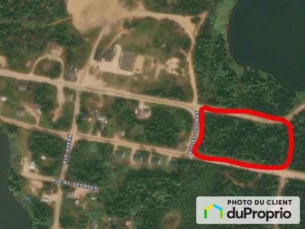 rue Nationale, La Tuque (Parent) à vendre