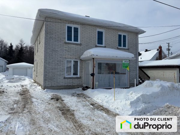 17-19, rue Gendron, Matane for sale
