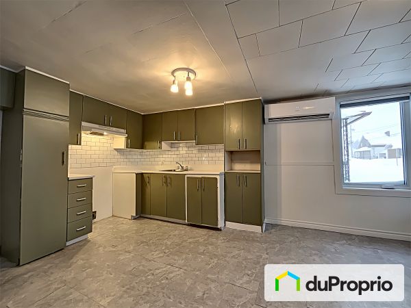 375 rue Principale, St-Cyprien for sale