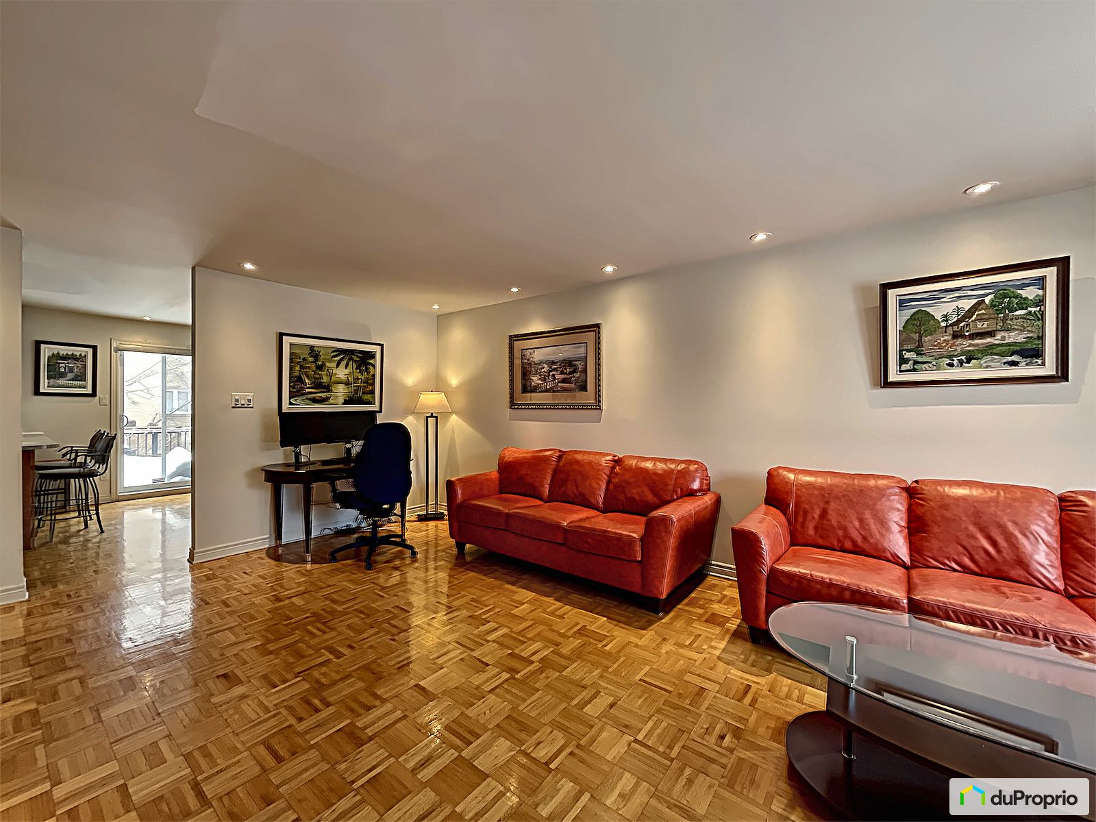 2050 Rue Victoria — photo 3