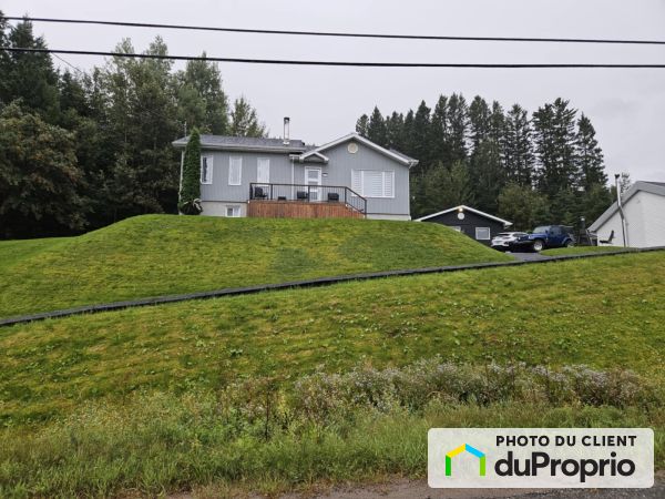 4173 chemin Saint-Louis, La Baie à vendre