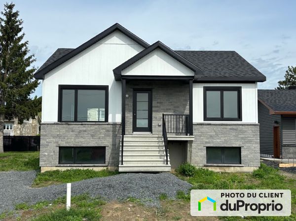 383 rue Pie-IX, Drummondville (St-Nicéphore) for sale