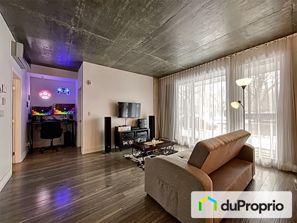 Salon - 107-9200 rue Hochelaga, Mercier / Hochelaga / Maisonneuve à vendre