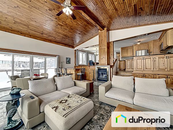 212 17e Avenue, St-Anicet à vendre