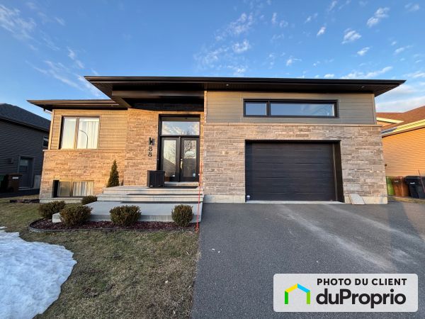 88 rue du Mûrier, Drummondville (Drummondville) for sale