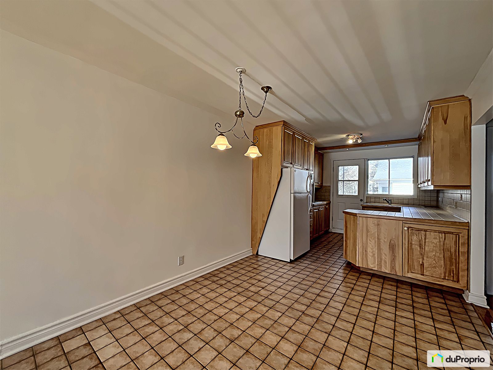 2079 Rue Bossuet — photo 2