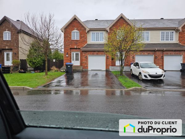 325 rue de Tonnancour, Vaudreuil-Dorion for sale