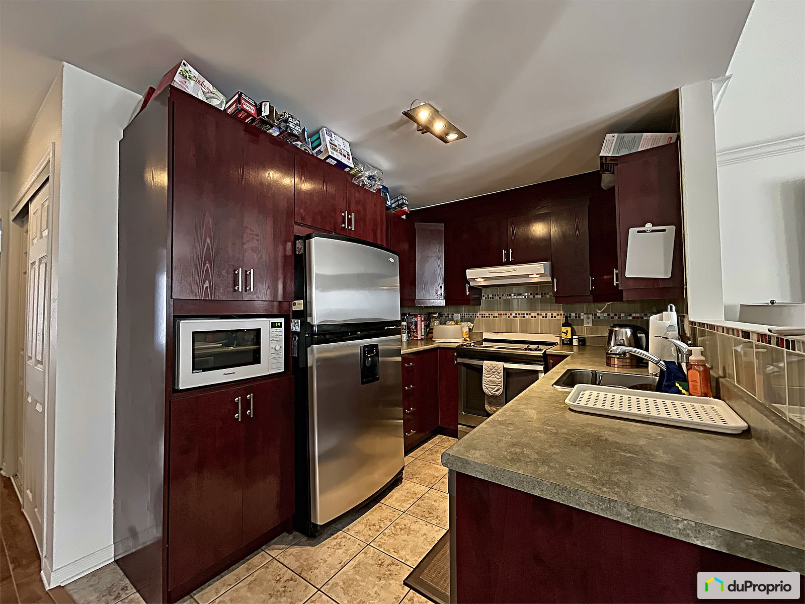 9398 Rue Riverin — photo 1