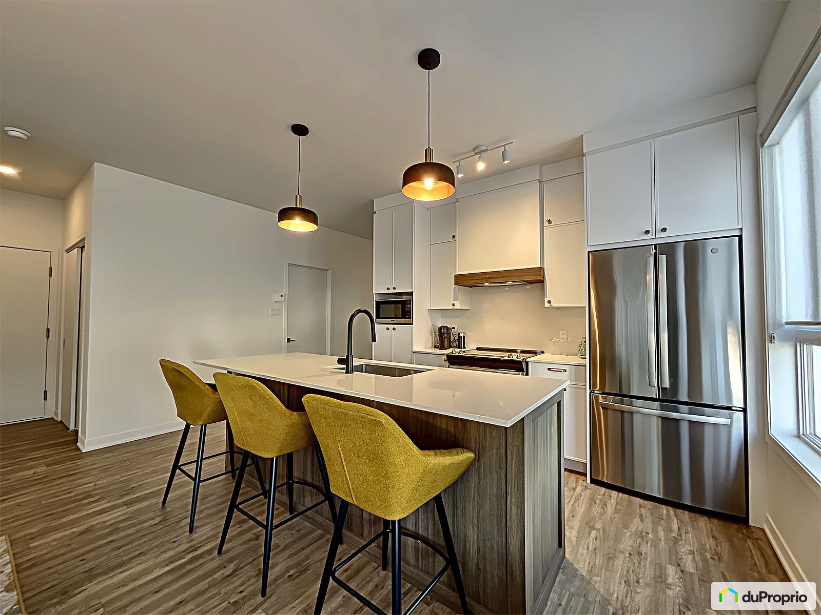 101 115 Rue Croissant Roy — photo 2