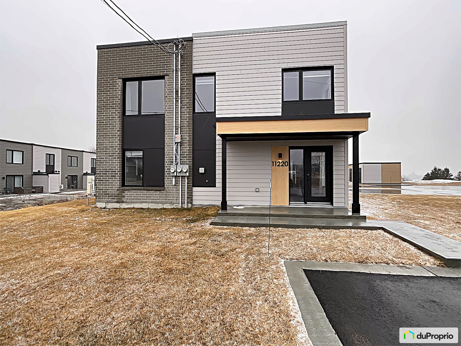 11220 Rue Des Muguets — photo 1