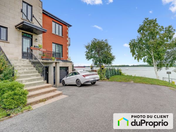 Entrée - 11656, rue Notre-Dame E, Pointe-Aux-Trembles / Montréal-Est à vendre