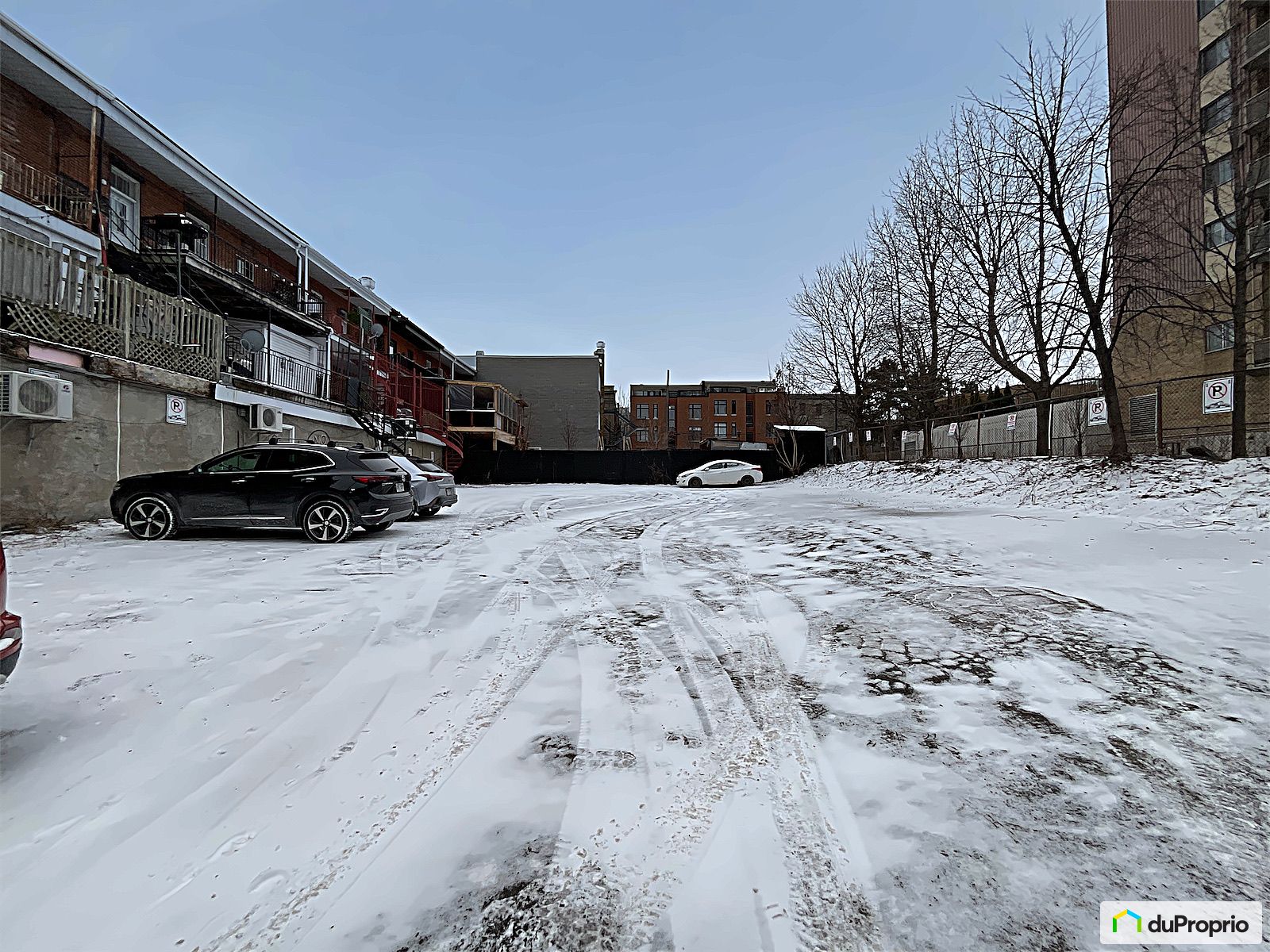 1385 1387 Rue Sainte Catherine — photo 3