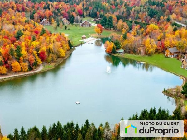 Vue aérienne - 25 rue de la Fontaine, Lachute à vendre