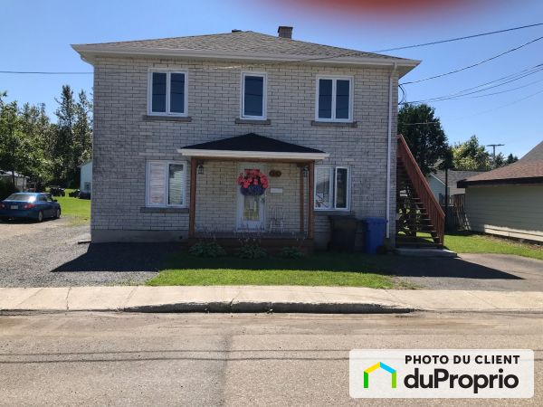 17-19, rue Gendron, Matane à vendre