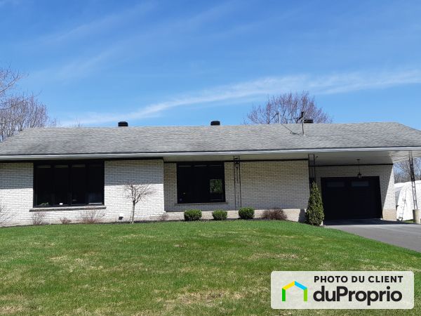 582 10 rang Ouest, St-Joachim-De-Shefford à vendre
