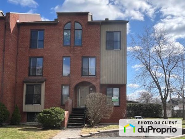 212 rue d&#39;Orléans, St-Lambert à vendre