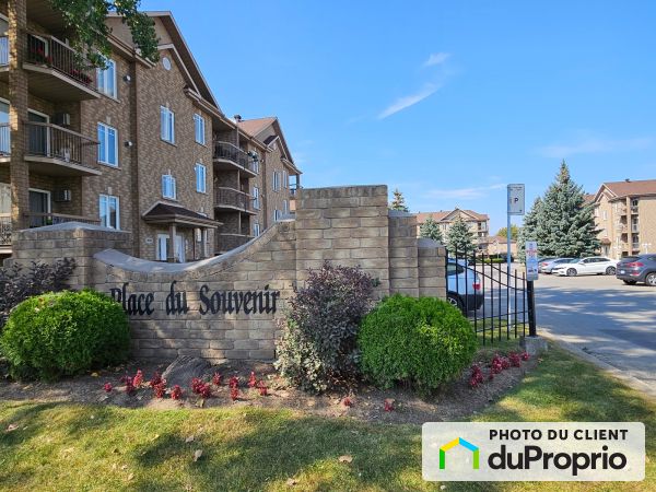 Outside - 401-3247 Boulevard du Souvenir, Chomedey for sale