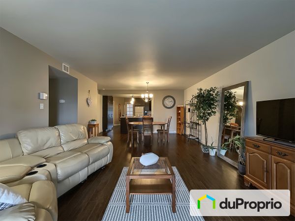 Living / Dining Room - 2180 Rue Des Seigneurs Ouest, St-Hyacinthe for sale