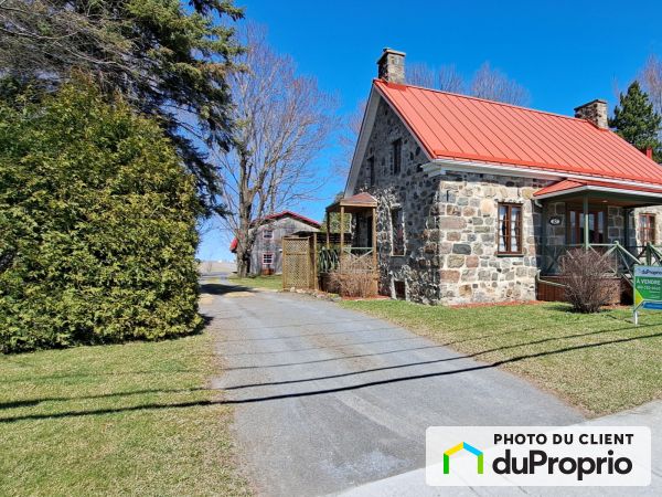 82 rue Principale, St-Damase à vendre