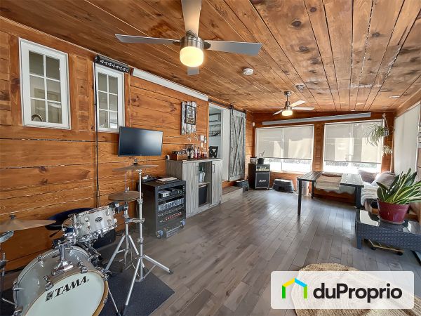 Veranda - 65, rue Lucia, St-Jérôme (St-Jérôme) à vendre