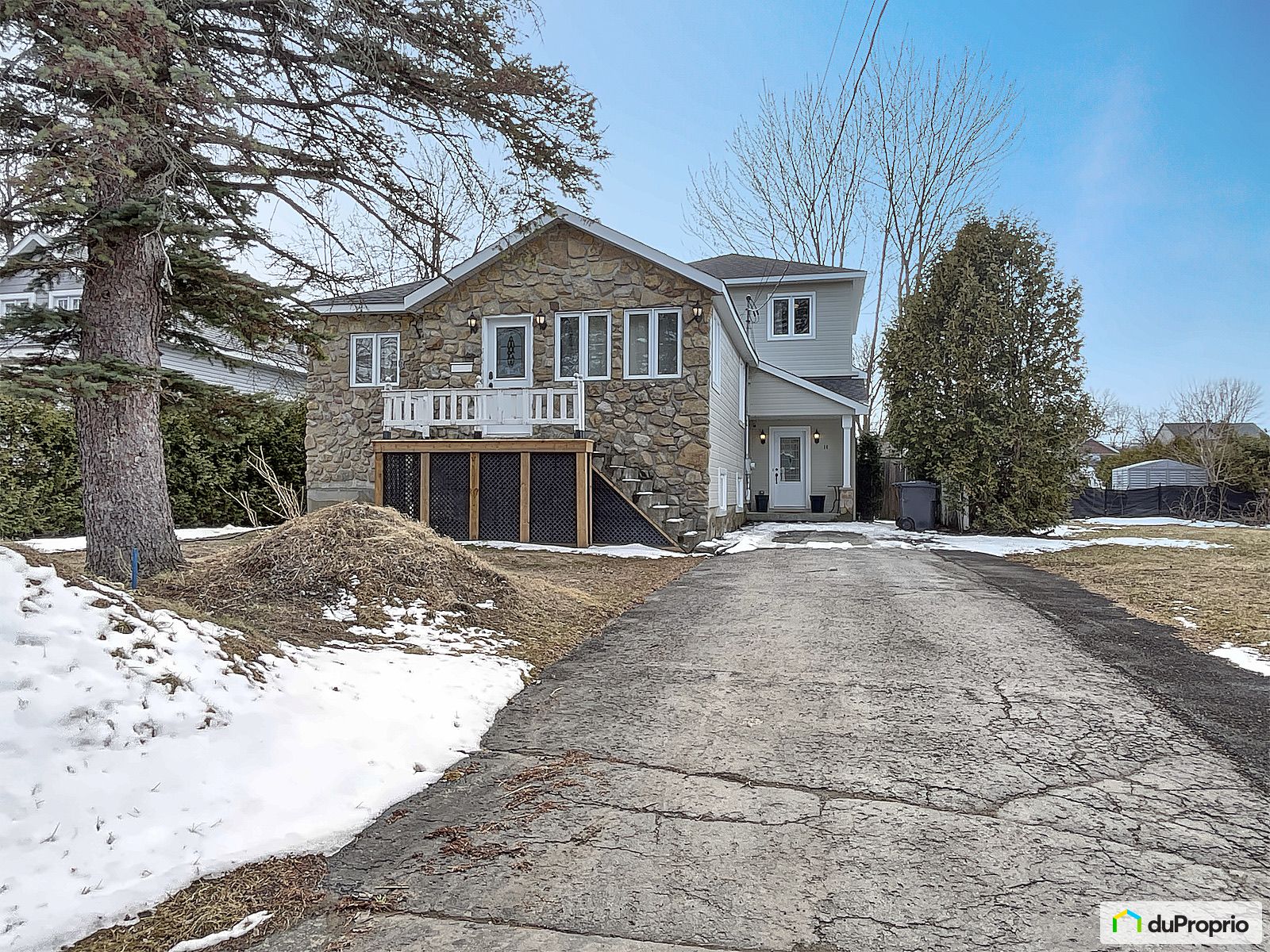 14 16E Avenue — photo 1