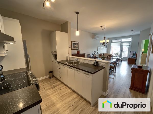 Logement - 309-100, rue Cartier, St-Lambert à vendre