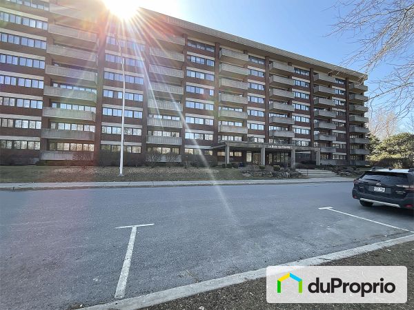 701-40 avenue du Rhône, St-Lambert à vendre