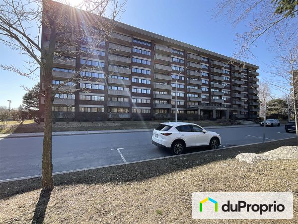 701-40 avenue du Rhône, St-Lambert à vendre