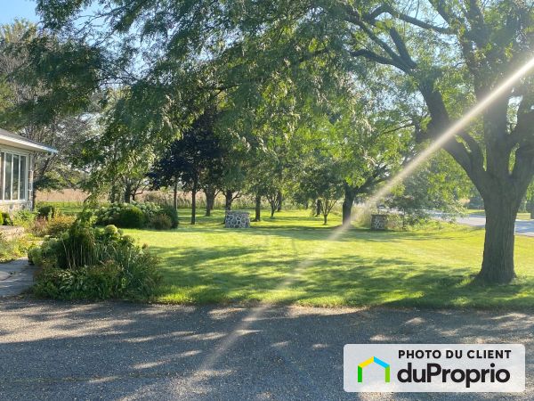 248 rang Sainte-Marguerite, Sherrington à vendre