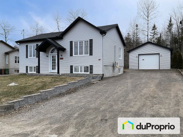343 rue des Chênes, Portneuf for sale