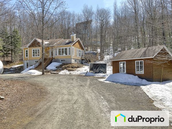 2395, rue des Halbrans, Ste-Adèle for sale