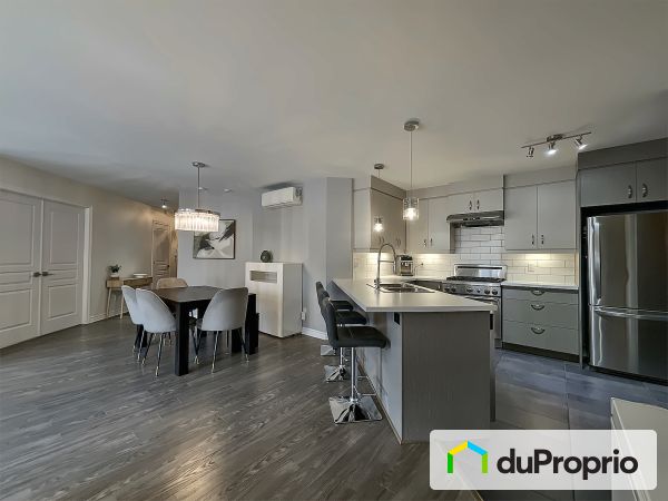 6-804, rue des Sureaux, Boucherville à vendre