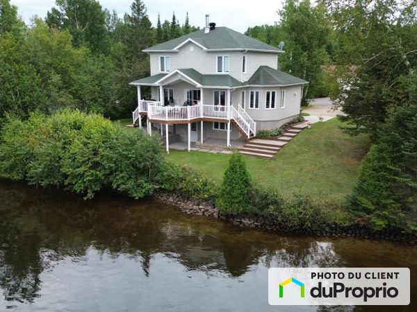 540, 12e Chemin du Lac-Sébastien, St-David-de-Falardeau à vendre