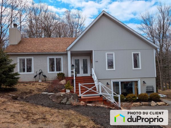 144 chemin des Chênes, Ste-Anne-Des-Lacs for sale