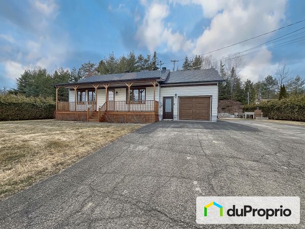 8, rue Perron, Témiscouata-sur-le-Lac à vendre
