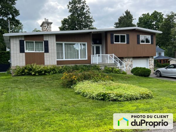 39 rue des Noyers, Vaudreuil-Sur-Le-Lac for sale