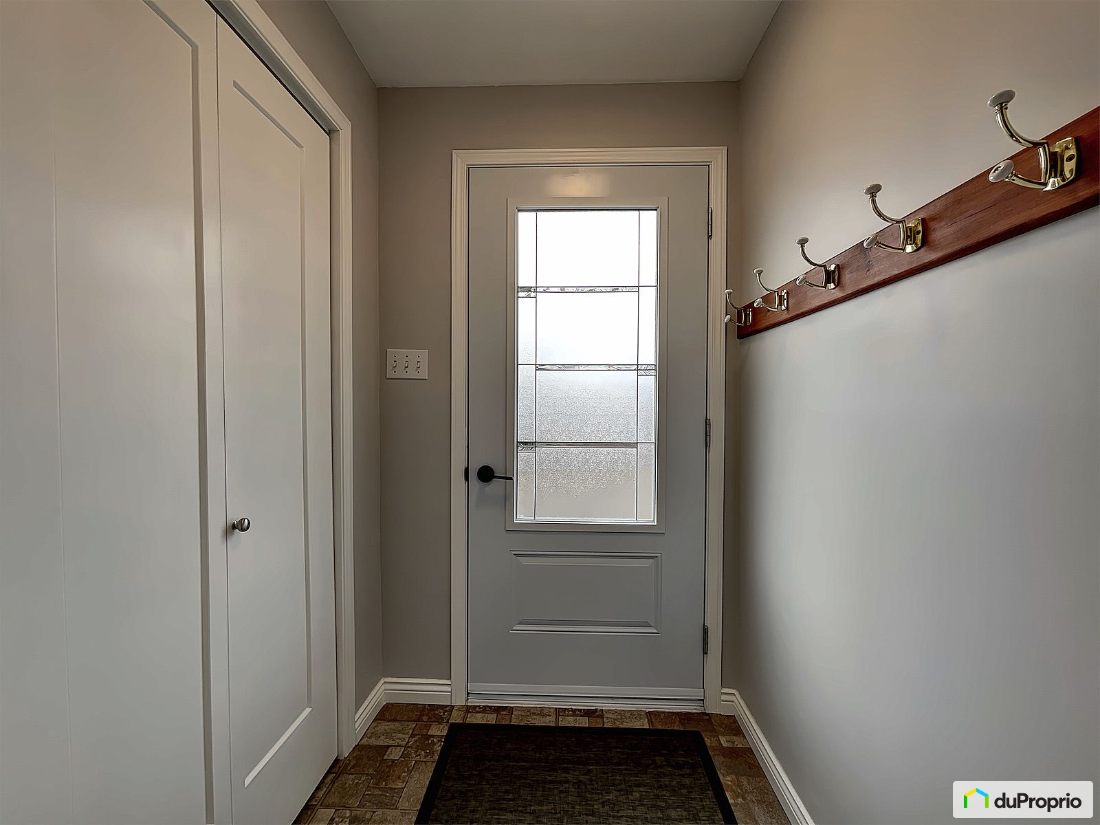 166 Chemin Clinton — photo 3