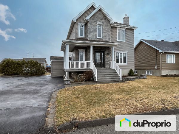 28, rue J.-Alcide-Robichaud, St-Jean-Port-Joli à vendre