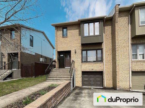 9321, avenue de Bretagne, Anjou à vendre
