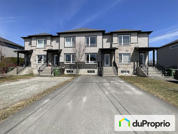 413 rue du Vaisseau- D&#39;Or, Sherbrooke (Mont-Bellevue) for sale