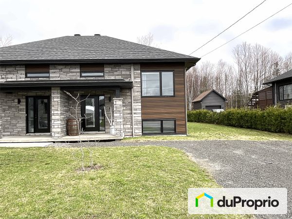 29 rue du Geai-Bleu, St-Apollinaire for sale